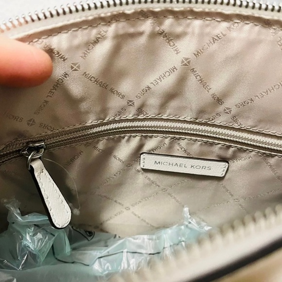 NWT Michael Kors Ellis Large Saffiano Leather Chainlink Satchel Bag Optic White - Picture 5 of 12